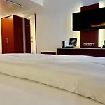 Hotell Dormero Deho Linz