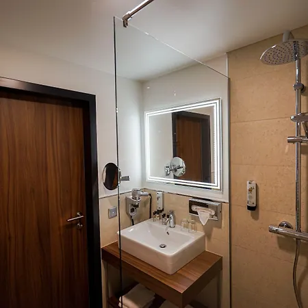 Otel Dormero Deho 4*